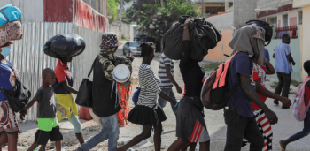 Des dizaines de milliers d'Haïtiens ont fui vers les villes de province