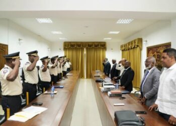 Séance de travail entre le Conseil présidentiel et les responsables de la PNH et des FAD'H
