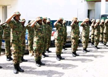 Leslie Voltaire visite le Grand Quartier Général des Forces Armées d&rsquo;Haïti