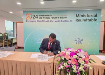 Haïti signe une déclaration sur le droit à la santé pour tous