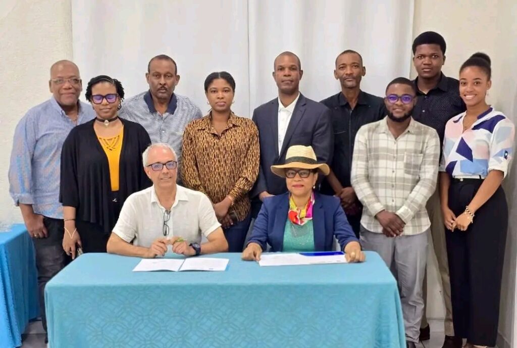 Le MPCE signe avec l'ESIH un contrat de formation dans les métiers du numérique 2 1755480537555 Le MPCE signe avec l'ESIH un contrat de formation dans les métiers du numérique