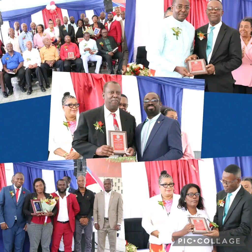 Le MENFP honore plus d’une vingtaine d’enseignants-correcteurs et cadres 2 Le MENFP honore plus d’une vingtaine d’enseignants-correcteurs et cadres