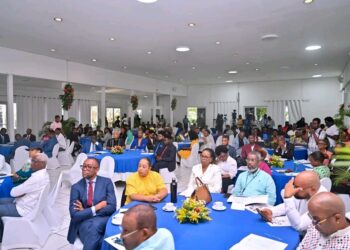Le gouvernement lance un programme de renforcement des secteurs couture et cordonnerie en Haïti