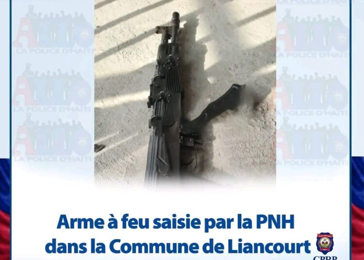 Opération policière : plus d’une dizaine de bandits stoppés à Liancourt, une seule arme saisie 1 17571162821872 Opération policière : plus d’une dizaine de bandits stoppés à Liancourt, une seule arme saisie