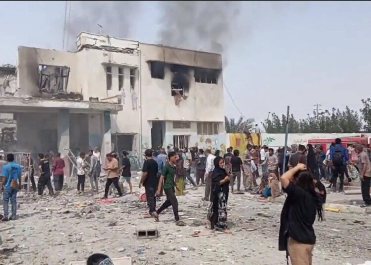 Frappes israélo‑américaines : des dizaines d'élèves tuées dans une école bombardée en Iran 1 20260228 093152 Frappes israélo‑américaines : des dizaines d'élèves tuées dans une école bombardée en Iran