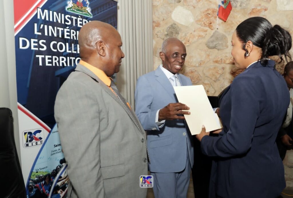 Une nouvelle commission installée à la tête de la municipalité de Port-au-Prince 2 FB IMG 1770917884957 Une nouvelle commission installée à la tête de la municipalité de Port-au-Prince