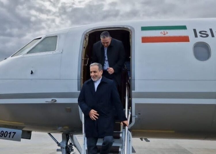 Le ministre iranien des Affaires étrangères entame une tournée régionale au Pakistan, à Oman et en Russie 1 Le ministre iranien des Affaires étrangères entame une tournée régionale au Pakistan, à Oman et en Russie