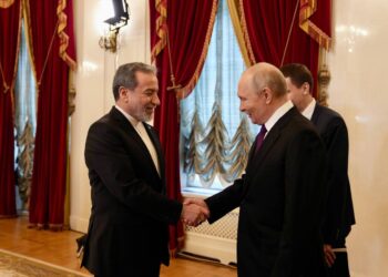 Abbas Araghchi rencontre Vladimir Poutine