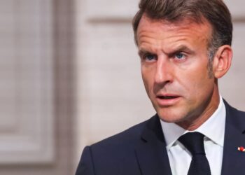Macron appelle Trump et Pezeshkian à reprendre les négociations interrompues à Islamabad