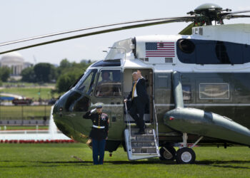 Donald Trump se rend en Chine pour une « visite historique »