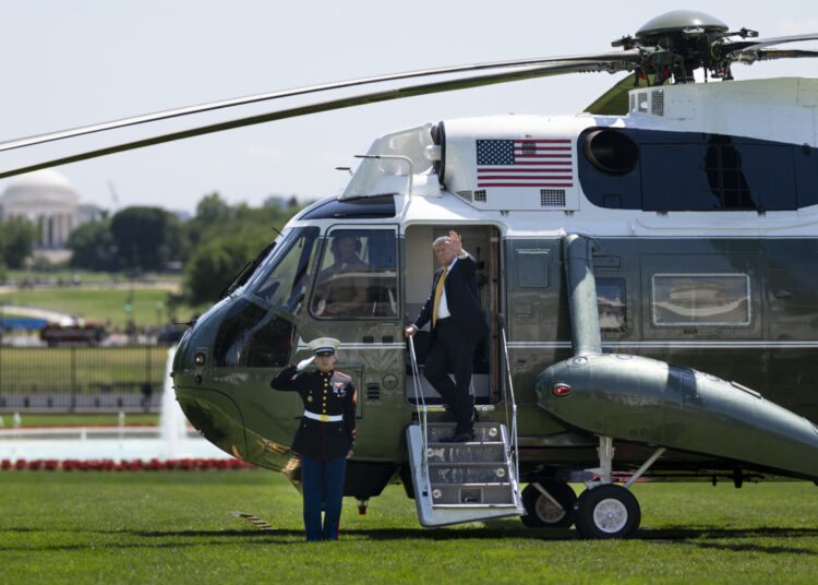 Donald Trump se rend en Chine pour une « visite historique » 1 20260512 202812 Donald Trump se rend en Chine pour une « visite historique »